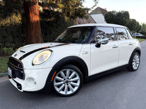 2016 MINI Hardtop 4 Door Cooper S