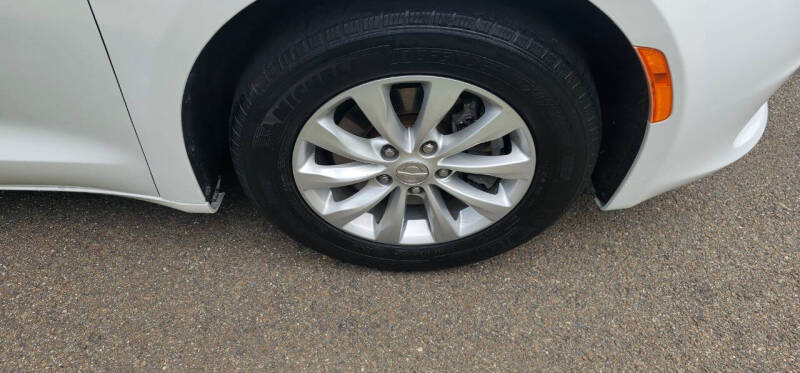 2017 Chrysler Pacifica Touring