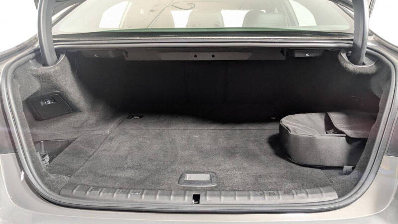 2022 BMW 5 Series 530e