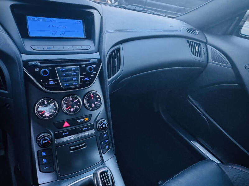 2014 Hyundai Genesis Coupe 3.8 R-Spec