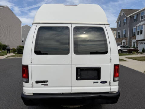 2011 Ford E-Series E-250