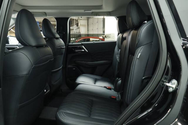 2026 Mitsubishi Outlander SEL