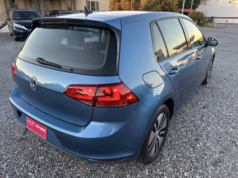 2016 Volkswagen e-Golf SE