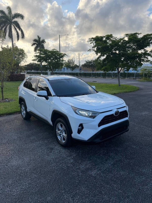 2021 Toyota RAV4 XLE