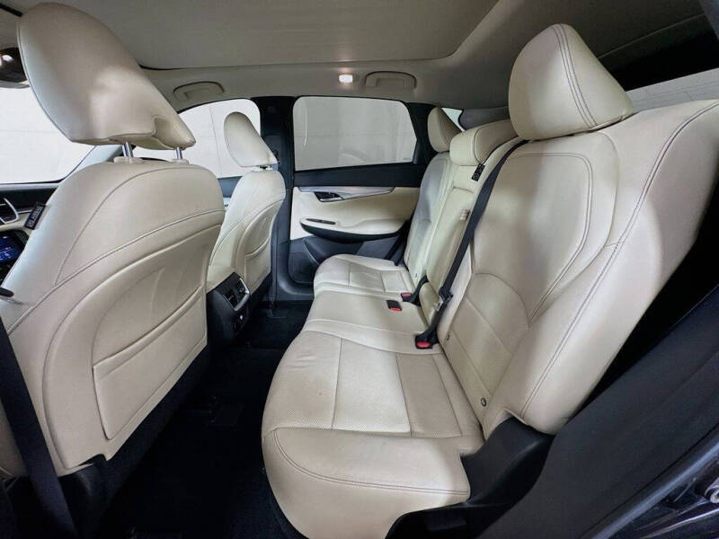 2019 Infiniti QX50 Essential