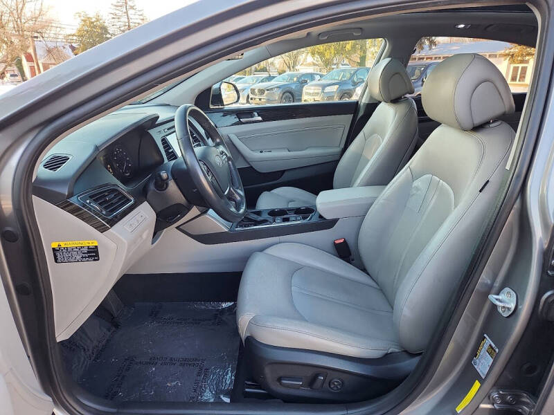 2017 Hyundai Sonata Hybrid