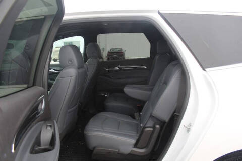 2022 Buick Enclave Essence