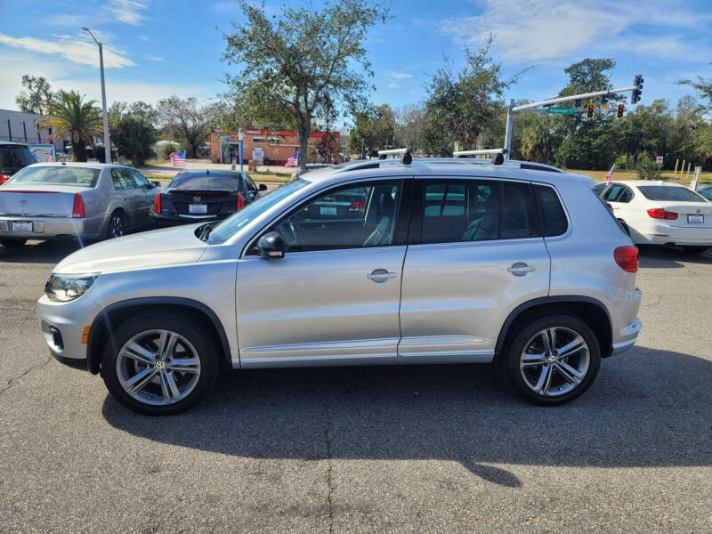 2017 Volkswagen Tiguan Sport photo 7