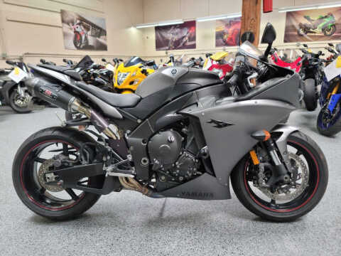 2013 Yamaha YZF-R1