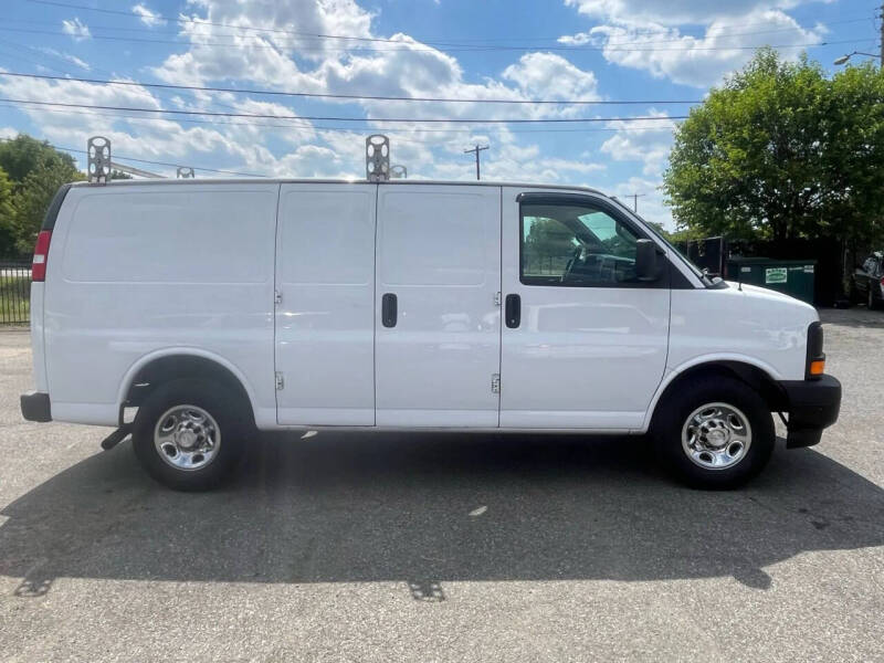 2017 Chevrolet Express 2500