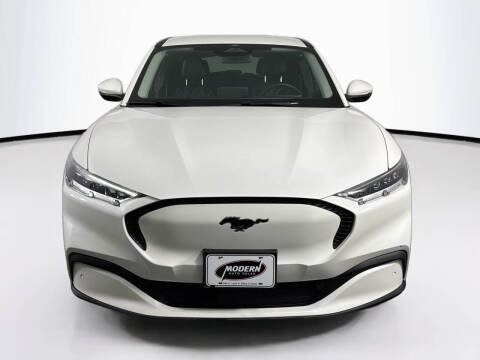 2022 Ford Mustang Mach-E Select