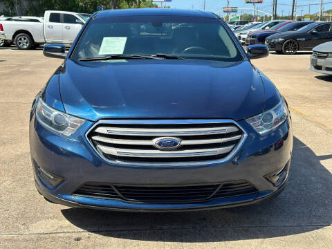 2016 Ford Taurus SEL