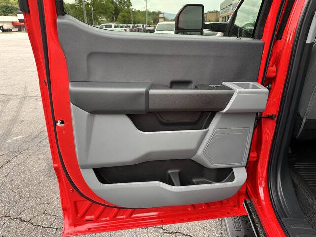 2025 Ford F-350 Super Duty XL