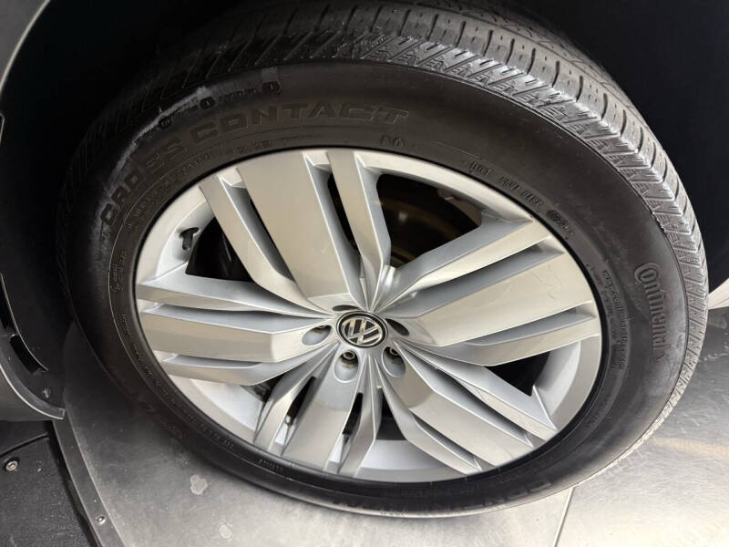 2019 Volkswagen Atlas V6 SE