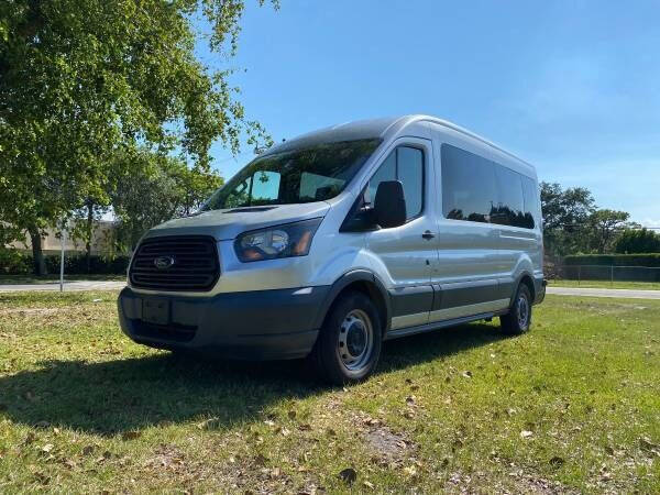 2015 Ford Transit XLT's photo