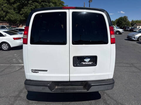 2014 Chevrolet Express LT 3500