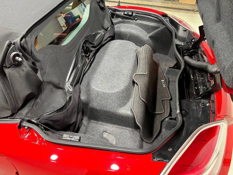 2008 Saturn SKY Red Line