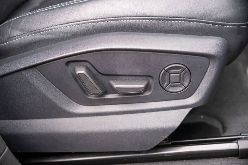 2020 Audi Q8 quattro Premium Plus 55 TFSI