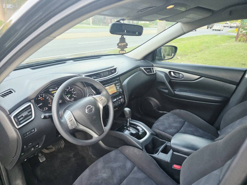 2015 Nissan Rogue SV