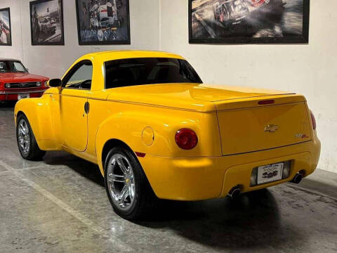 2004 Chevrolet SSR LS