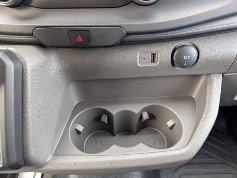 2025 Ford Transit 250