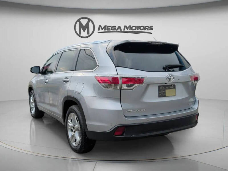 2016 Toyota Highlander