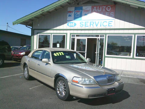 2004 Lincoln Town Car for sale at 777 Auto Sales and Service in Tacoma WA