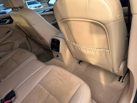 2016 Porsche Macan S