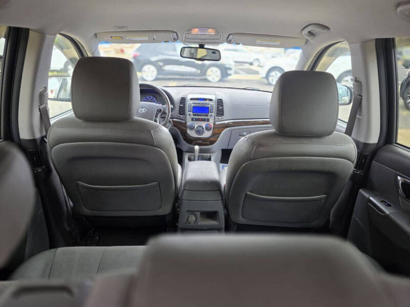 2011 Hyundai Santa Fe SE