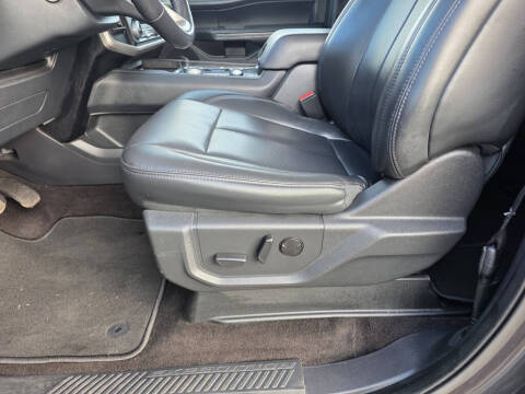 2023 Ford Expedition MAX XLT