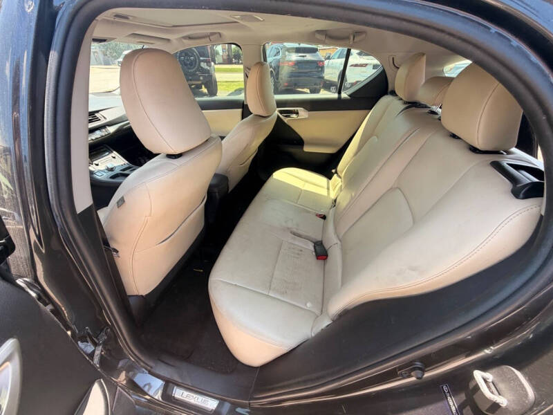 2011 Lexus CT 200h Premium