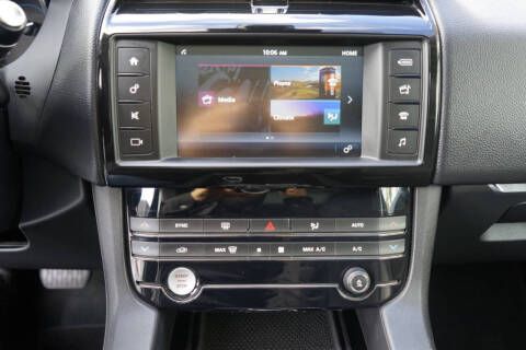 2018 Jaguar F-PACE 25t Premium