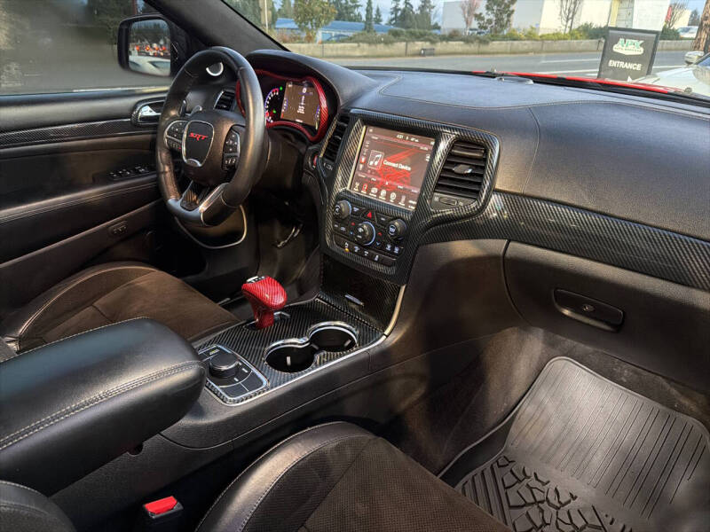 2015 Jeep Grand Cherokee SRT