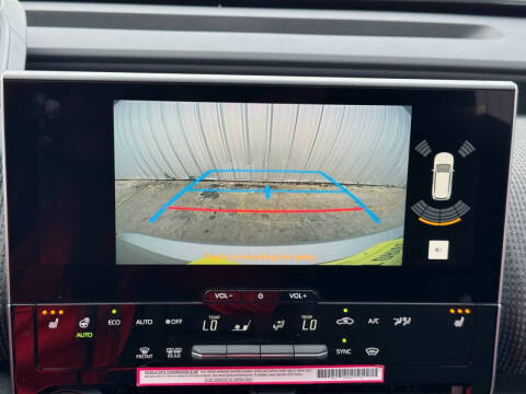 2024 Toyota bZ4X XLE