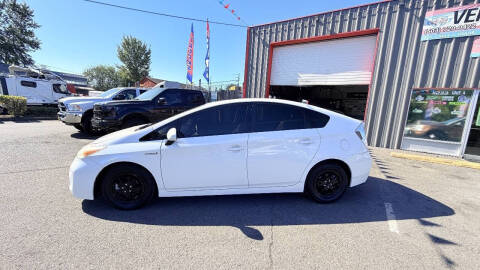 2013 Toyota Prius Two