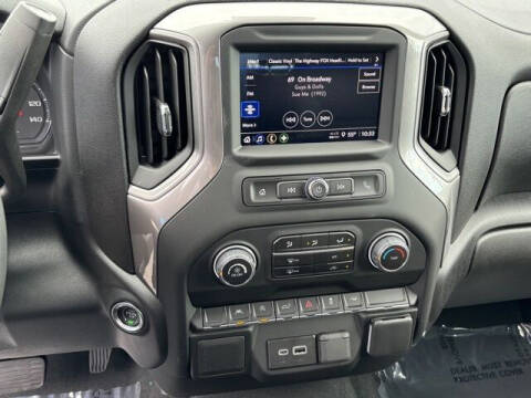 2024 Chevrolet Silverado 1500 Custom