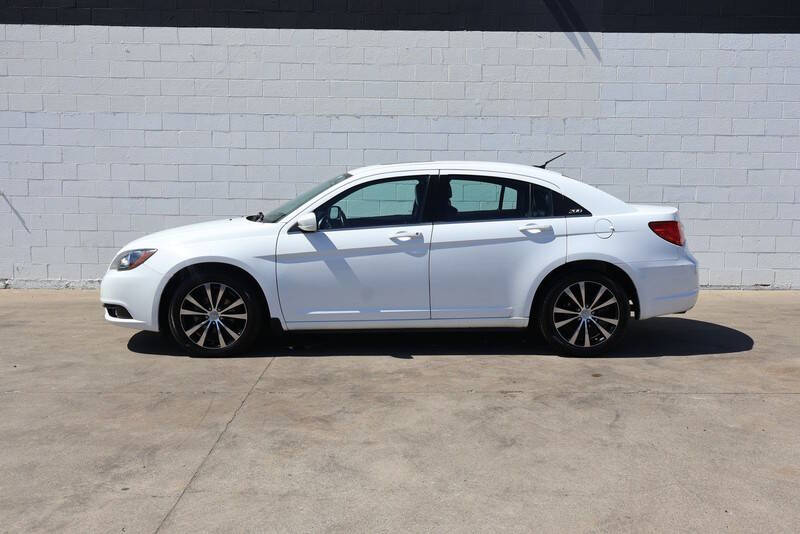 2013 Chrysler 200 Limited