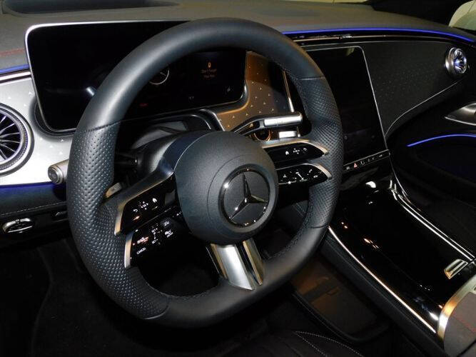 2022 Mercedes-Benz EQS