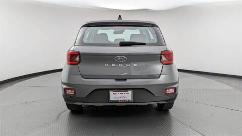 2021 Hyundai Venue SE