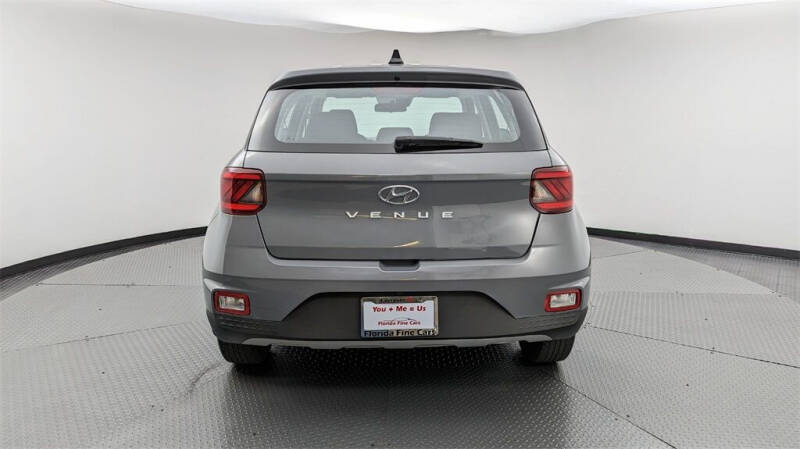 2021 Hyundai Venue SE