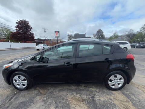 2017 Kia Forte5 LX