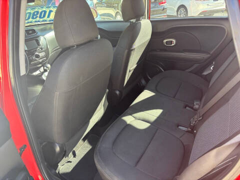 2017 Kia Soul +