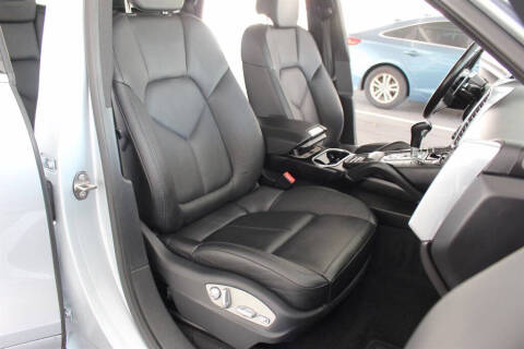 2016 Porsche Cayenne S E-Hybrid