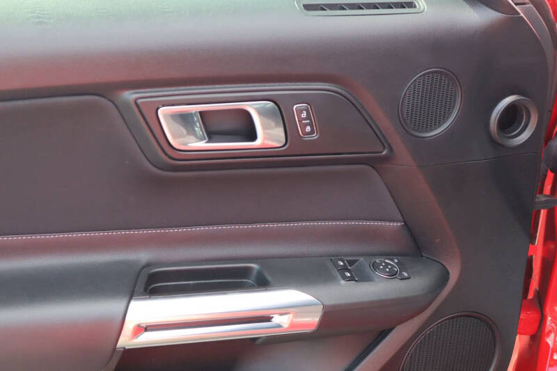 2021 Ford Mustang
