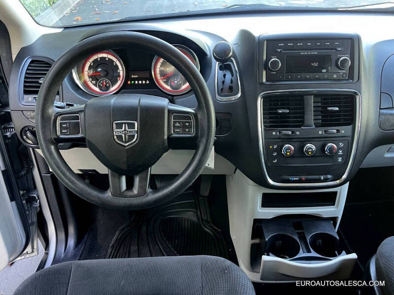 2016 Dodge Grand Caravan American Value Package