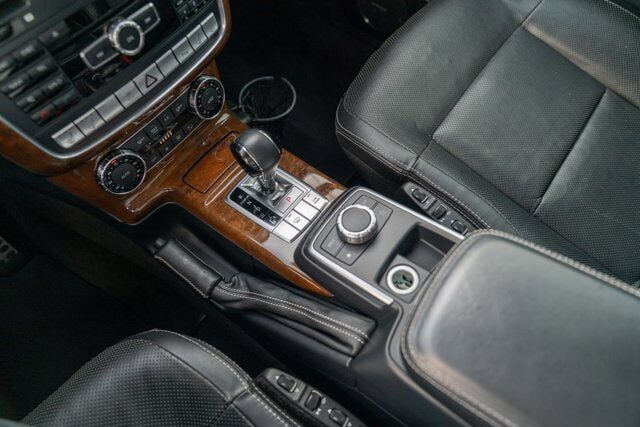 2015 Mercedes-Benz G-Class 25