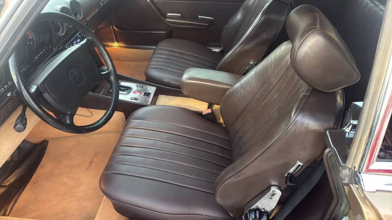 1986 Mercedes-Benz 560-Class 560 SL