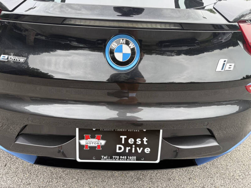 2017 BMW i8