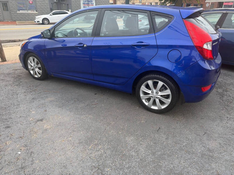 2013 Hyundai Accent SE