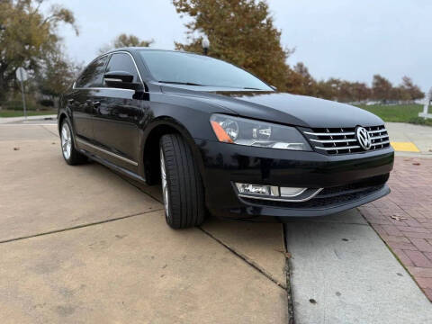 2014 Volkswagen Passat 1.8T SEL Premium PZEV